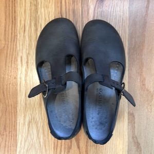Birkenstock Paris by Mephisto 37